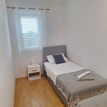 Tre Strade Apartment *